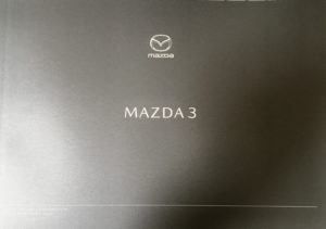 【試乗】MAZDA3とBMアクセラ最終モデルの内装を実際に比較
